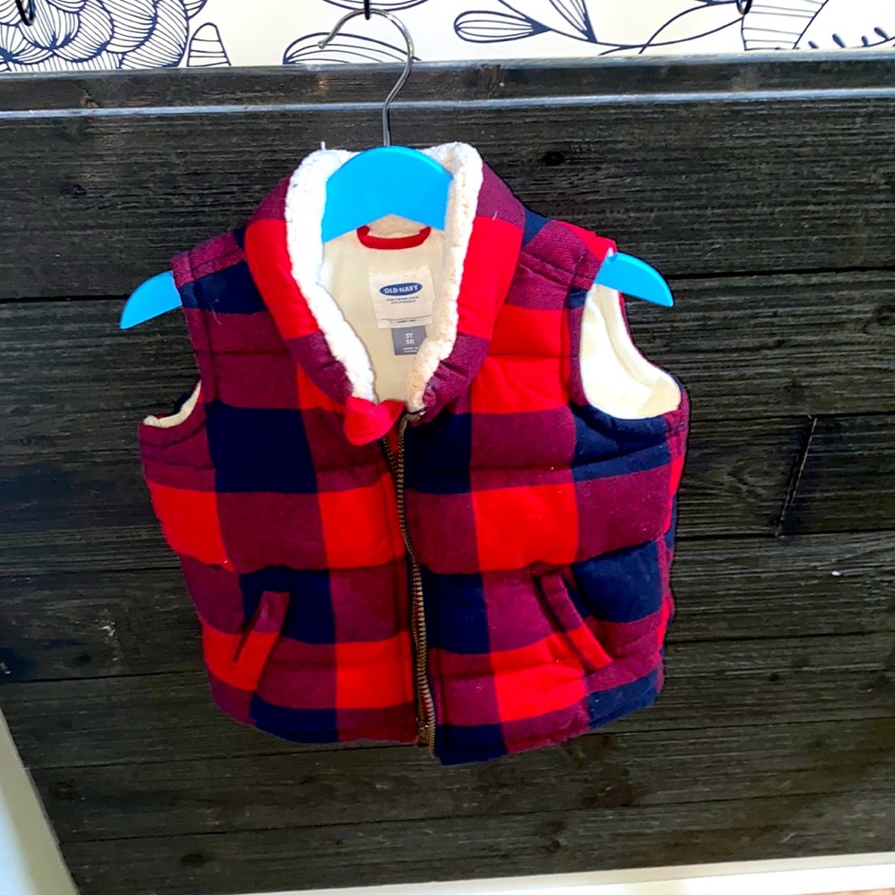 Fleece lined Buffalo plaid vest 3T
